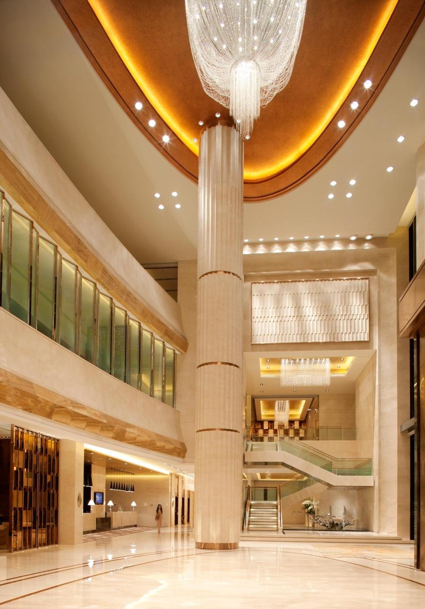 Radisson Blu Plaza Chongqing - Free 2 Bottle Of Local Beer Per Room During Stay Εξωτερικό φωτογραφία