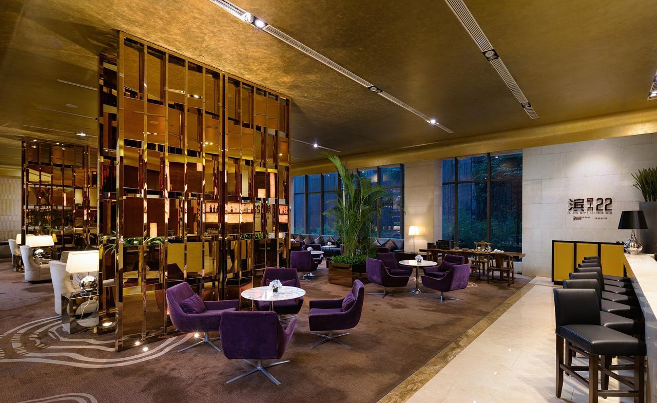 Radisson Blu Plaza Chongqing - Free 2 Bottle Of Local Beer Per Room During Stay Εξωτερικό φωτογραφία