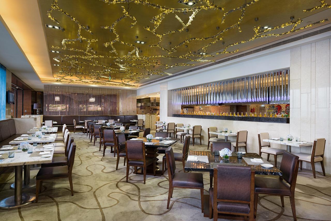 Radisson Blu Plaza Chongqing - Free 2 Bottle Of Local Beer Per Room During Stay Εξωτερικό φωτογραφία